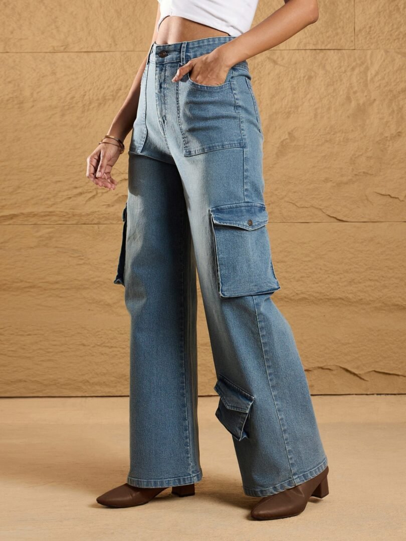 Women Blue Acid Wash Side Pockets Cargo Jeans